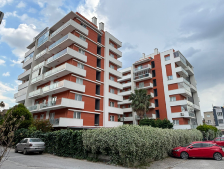 Möblierte Wohnung Zur Miete 1 1 Mit Pool In Bornova Myvia Und 24/7-Sicherheit!