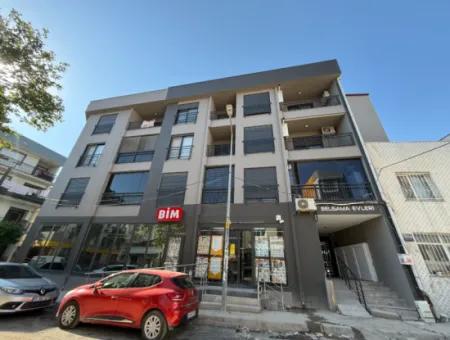 90 M² Grosszügige Neue 2 Mezzanine Wohnungen Im Stadtzentrum Von Seferihisar