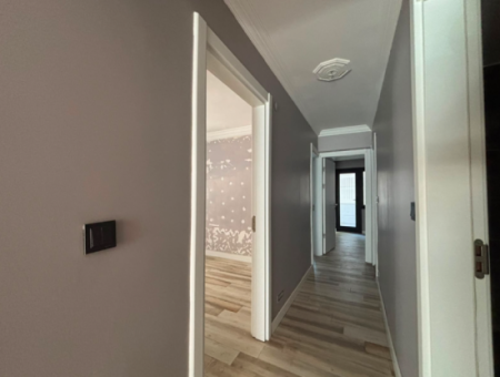 Leere Wohnung Im 1. Stock Mit Parkplatz In Alsancak Şaireşref!