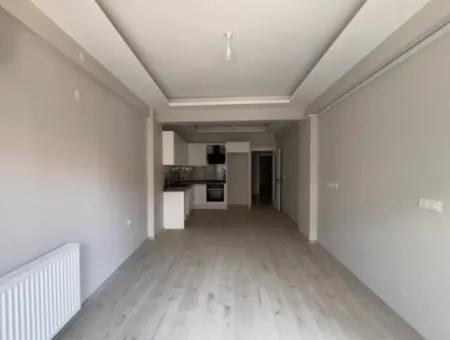 2 1 Wohnungen Zum Verkauf Im Stadtzentrum Mit Innenparkplatz, Aufzug Und Balkon