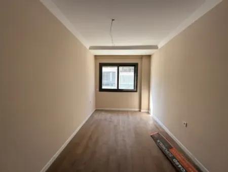 Komfortable Und Luxuriöse Wohnung Zum Verkauf Im Viertel Seferihisar Çolak Ibrahim Bey