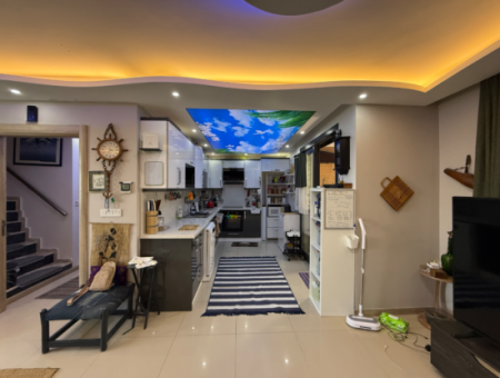 Villa Mit Komfortablem Und Angenehmem Wohnraum In Seferihisar Akarca