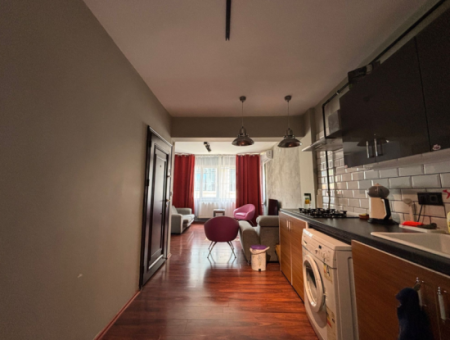 1 1 Moderne Möblierte Wohnung Zur Miete In Alsancak Kahramanlar