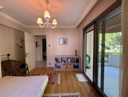 Voll Möblierte Wohnung Zur Miete Im Stadtteil Çeşme Musalla