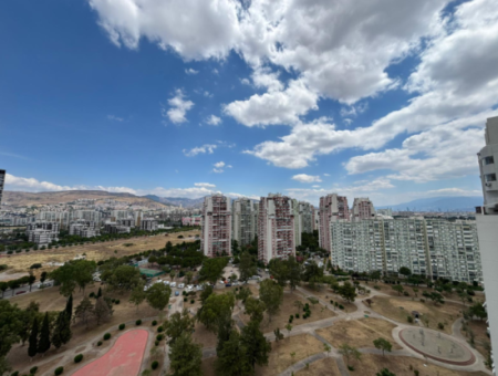 16. Stock Reihenhaus, 11 Wohnung Zu Miete In Karşıyaka Mavişehir Albatros