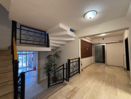 16. Stock Reihenhaus, 11 Wohnung Zu Miete In Karşıyaka Mavişehir Albatros
