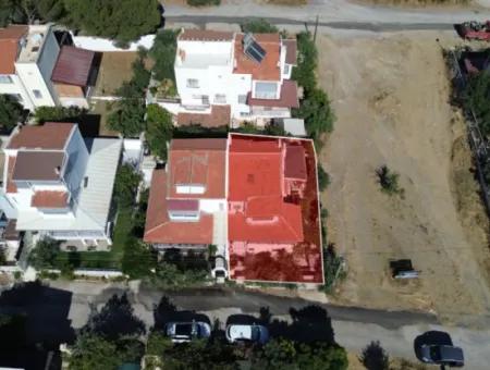 Sommervilla Zum Verkauf Mit Garten Auf Drei Seiten, Fußläufig Zum Akarca Beach