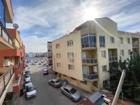 2 1 Separate Küchenwohnung Zur Mietung An Einem Zentralen Standort In Seferihisar Pazaryeri