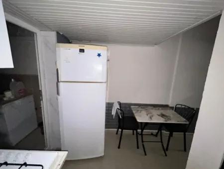 Möblierte, Neu Eingerichtete Wohnung Zur Miete In Der Kahramanlar-Straße 1417