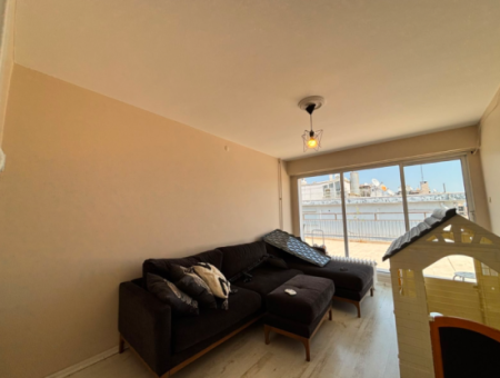 7. Stock, 410 M², Staffel, 3, 1 Wohnung Zu Mieten Mit Meerblick Auf Dem Alsancak Republikplatz!