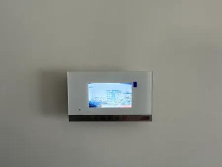 Brandneue 21-Wohnung Zum Verkauf Im Viertel Seferihisar Camikebir | Mit Balkon | Automatischer Verschluss | Arçelik Built-In | Mit Parken