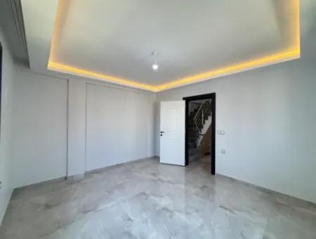Private Villa Zum Verkauf Im Villas-Gebiet Im Stadtzentrum Von Seferihisar