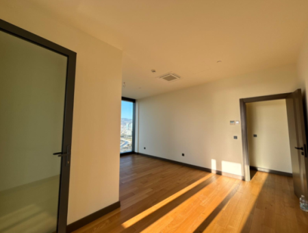 27. Etage 2 Eckwohnung Zur Miete Mit Herrlichem Blick In Mahall, Bomonti