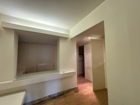 1 1 70M² Konzeptwohnung Zu Mieten Mit Fensterläden In Der Alsancak Libas Strasse