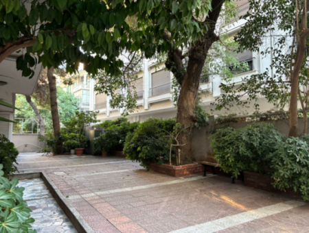 1 1 70M² Konzeptwohnung Zu Mieten Mit Fensterläden In Der Alsancak Libas Strasse
