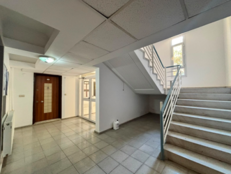 1. Etage 1 1 65M² Sichere Wohnung Zu Mieten Im Karşiyaka-Hochtal!
