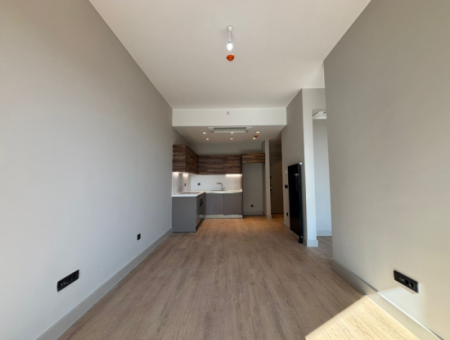 Alsancak Evora Projekt, 22. Stock, 1 Ecke City View Wohnung Zu Mieten!
