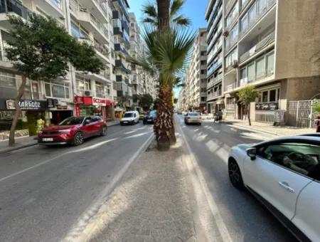 100M2 2 1 Büro Zu Mieten Am Talatpaşa-Boulevard, Gegenüber Von Migros