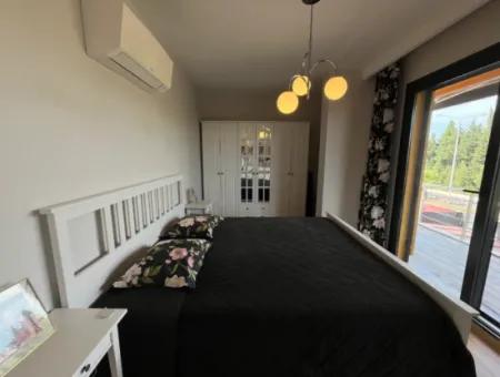 Luxuriöses Duplex Auf Einem Gelände Mit Meerblick Und Pool In Seferihisar Doğanbey!