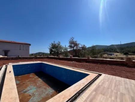 5 In 1 Luxusvilla Mit Pool In Kavakdere, Seferihisar