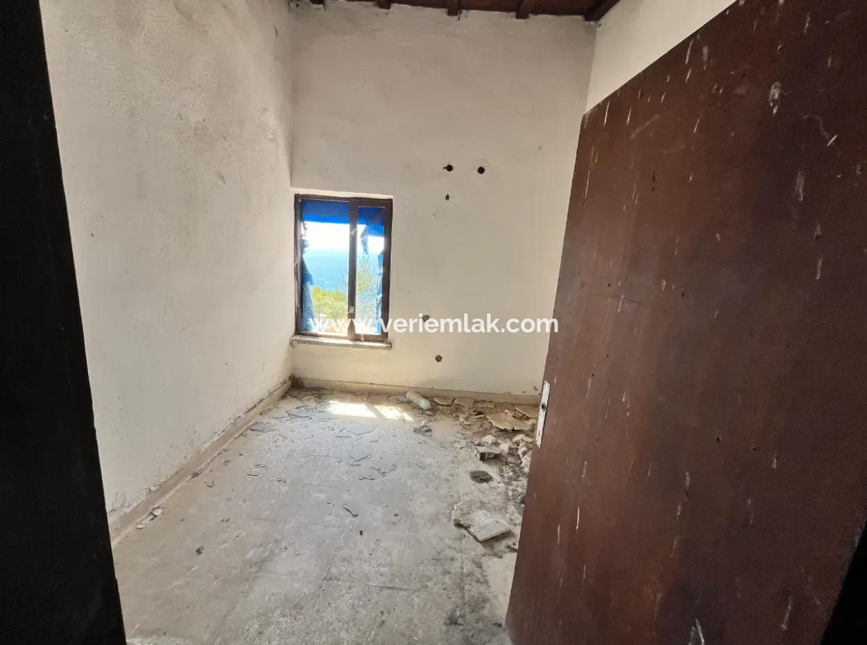 Ready For Renovation! Private Cottage For Sale In Dogankent Complex 