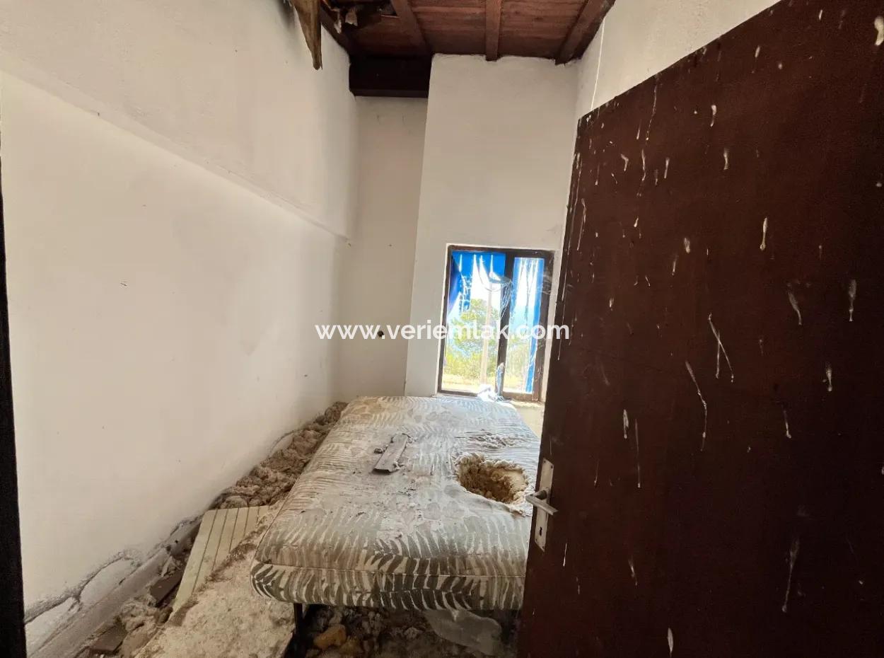 Ready For Renovation! Private Cottage For Sale In Dogankent Complex 