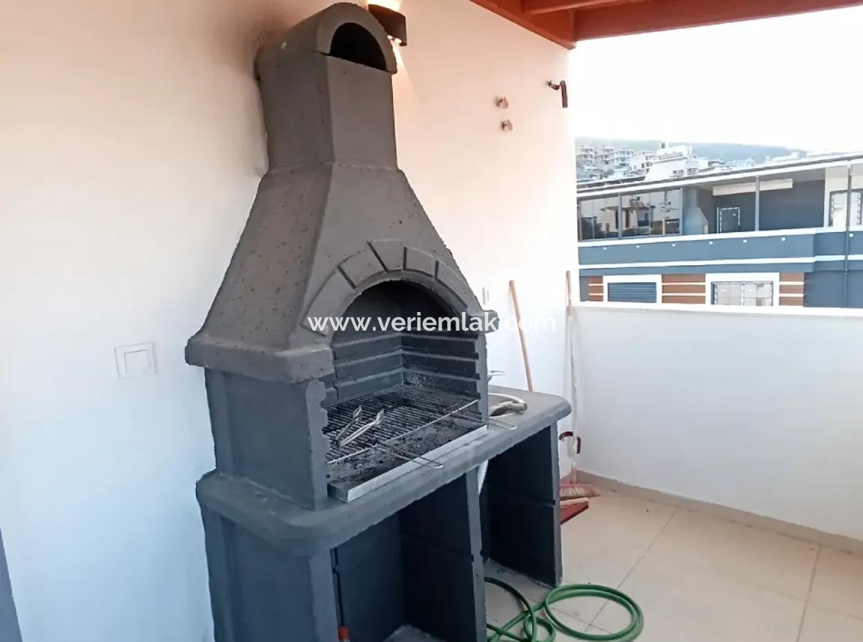 Stylish And Modern Villa With Pergola, Close To The Sea In Doğanbey Cumhuriyet Neighborhood