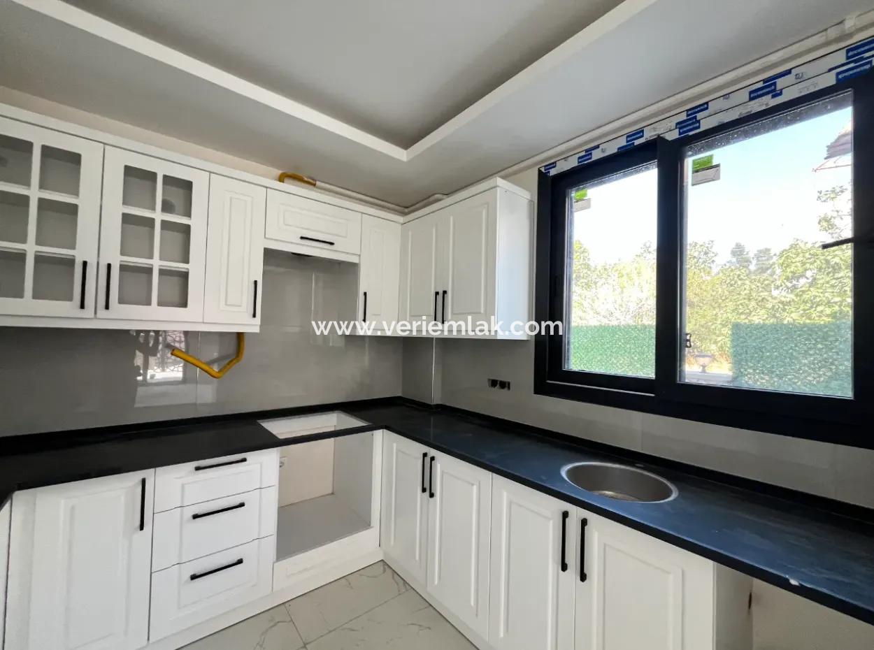 Zero And Stylish Villa Near Fulya Site In Tepecik District!