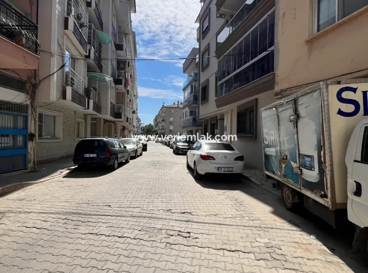 Shop For Rent In Seferihisar City Center, Near Garanti Bank!