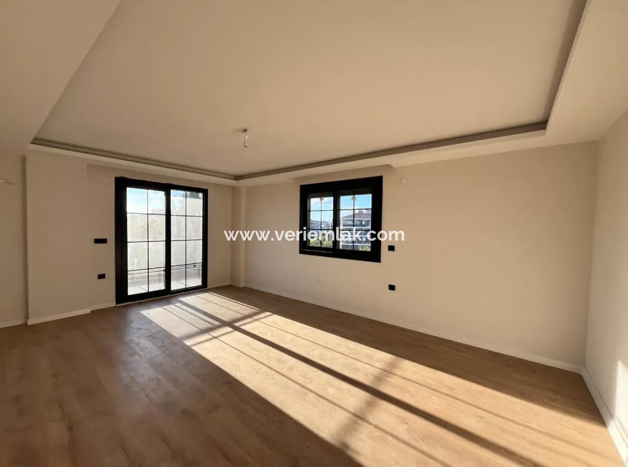 108 M² 2 1 Apartment For Sale On Seferihisar-Kusadasi Road, Large Balcony And En-Suite Bathroom
