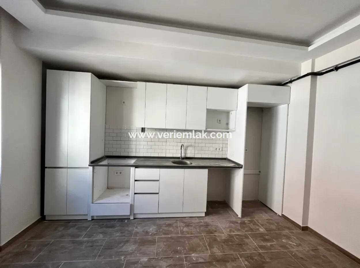 Comfortable And Modern 1 1 Apartment In Seferihisar