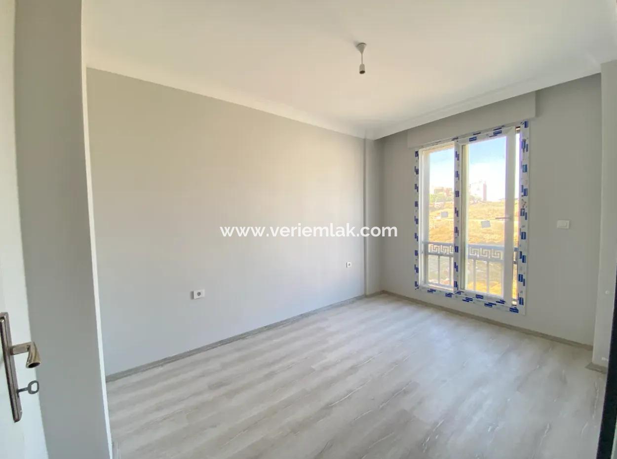 2 1 Apartment For Sale In Seferihisar Çolakibrahim Bey Neighborhood