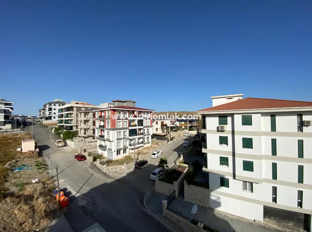 2 1 Apartment For Sale In Seferihisar Çolakibrahim Bey Neighborhood