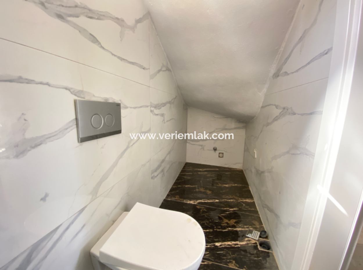 New Villa For Sale With Nature View In Seferihisar Doğanbey