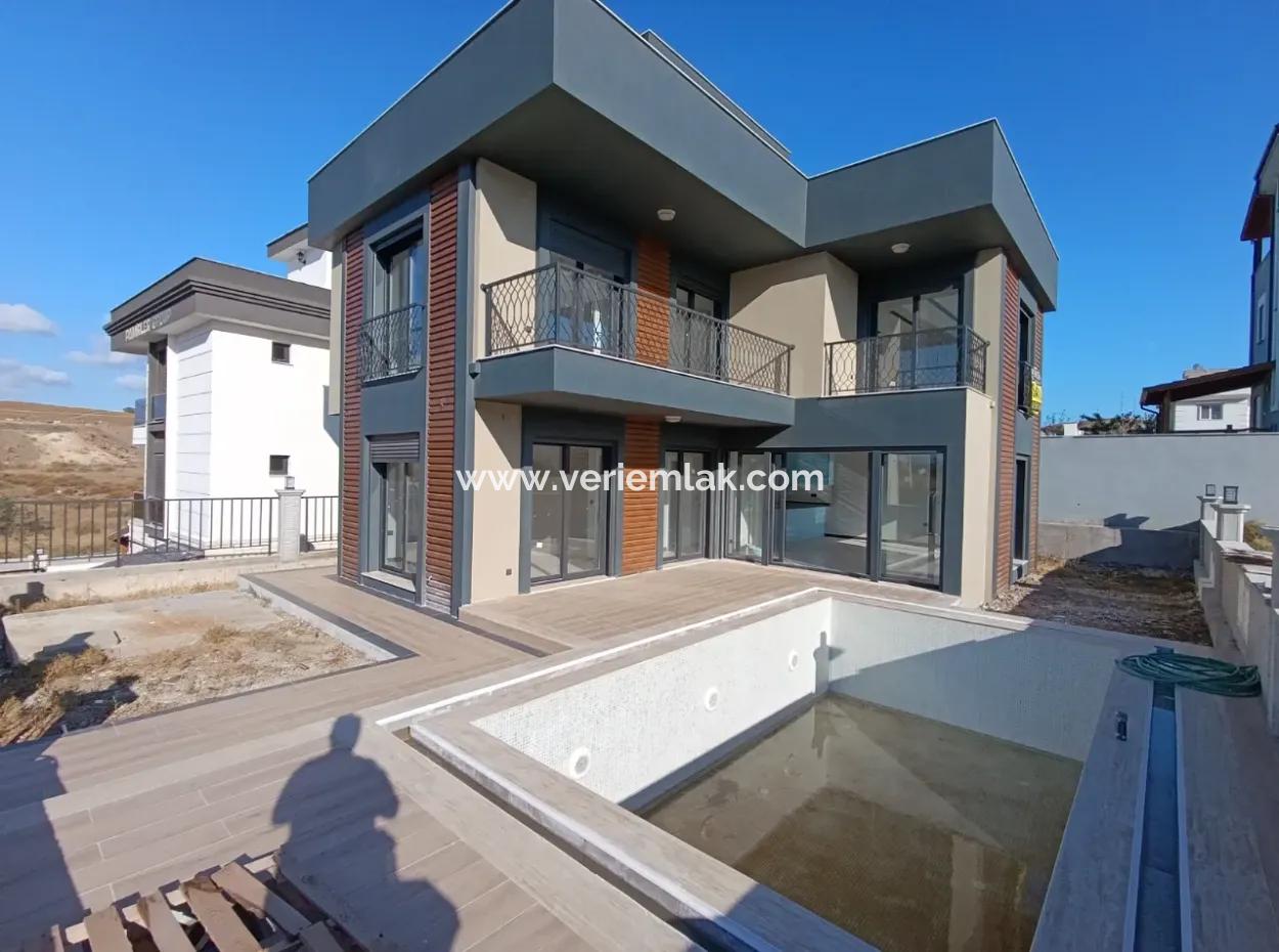 Your Dream Life Awaits You With Luxury Detached 4 1 Villa With Pool In Seferihisar Akarca Region!