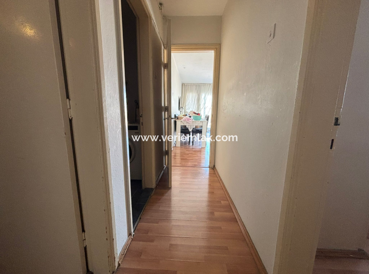 An Unmissable Opportunity Near Alsancak Dutlu Street! Located In The Heart Of The City, Near Alsancak Dutlu Street, Our 3 1 Apartment Is Waiting For You!