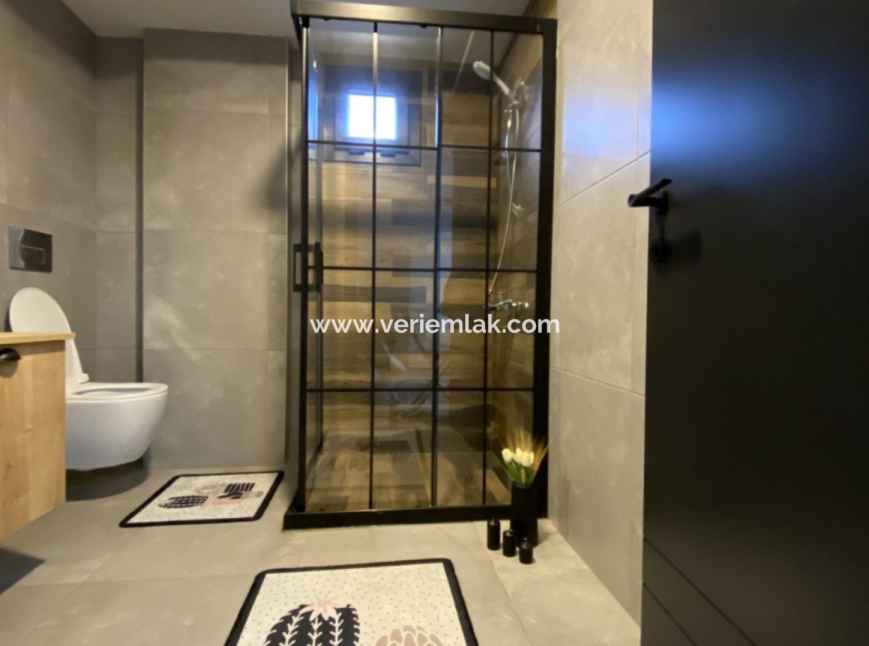 1 1 Apartment For Sale In A Complex With Pool In Seferihisar Gözsüzler Region