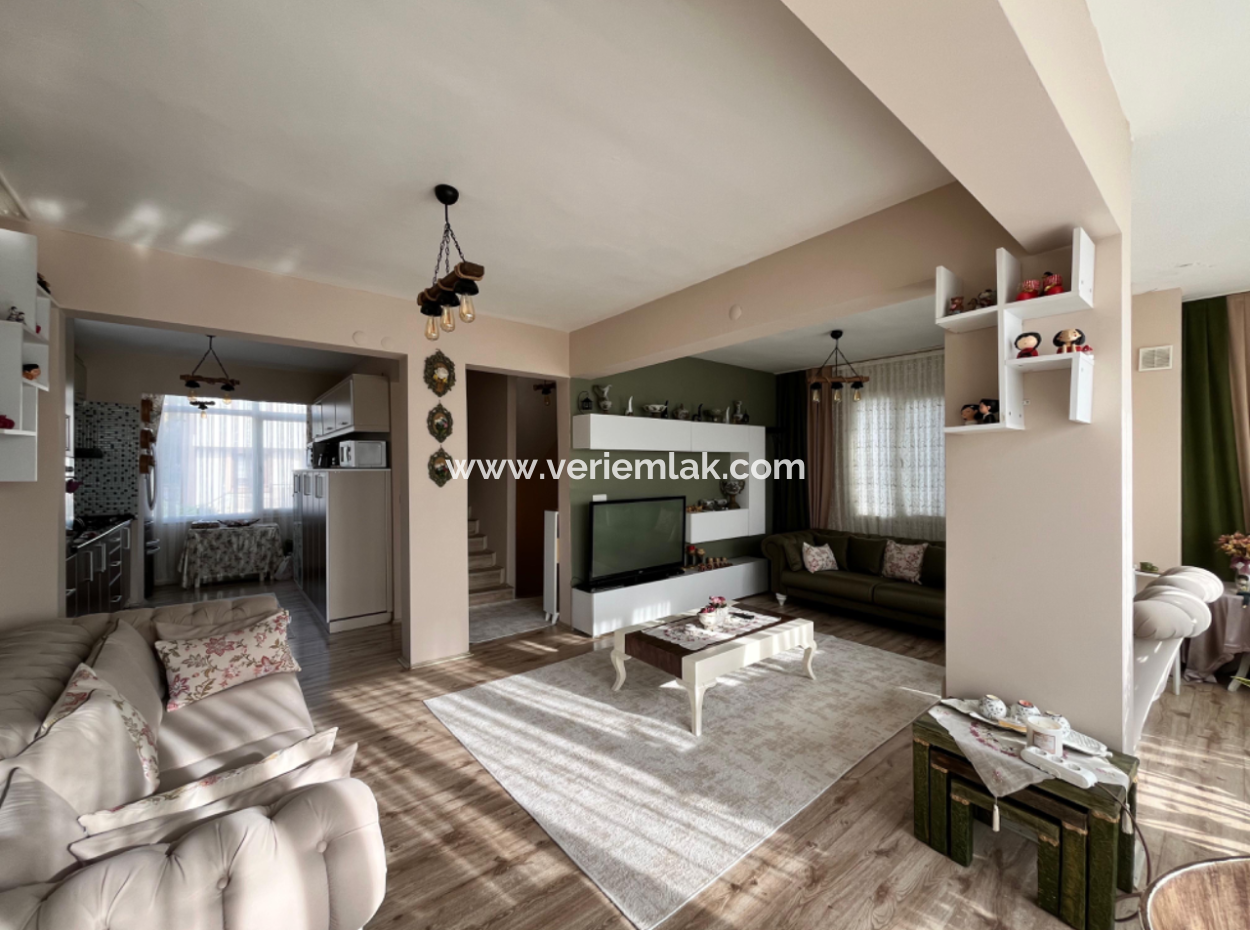 4 1 Detached Villa For Sale With Large Garden In Seferihisar Siğacik Girlen