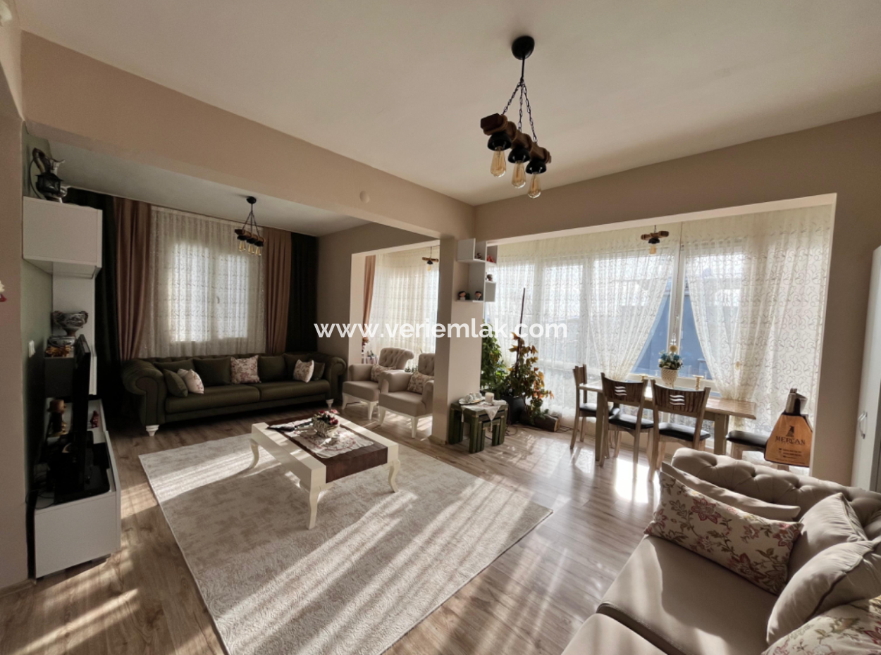 4 1 Detached Villa For Sale With Large Garden In Seferihisar Siğacik Girlen