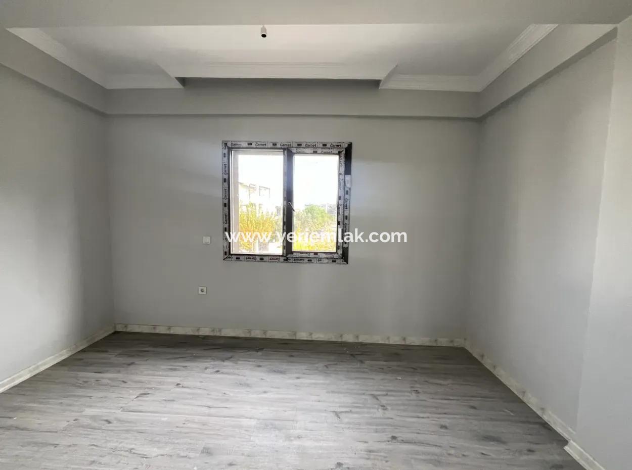 3 In 1 Detached Villa With Pool In Seferihisar Tepecik Neighborhood