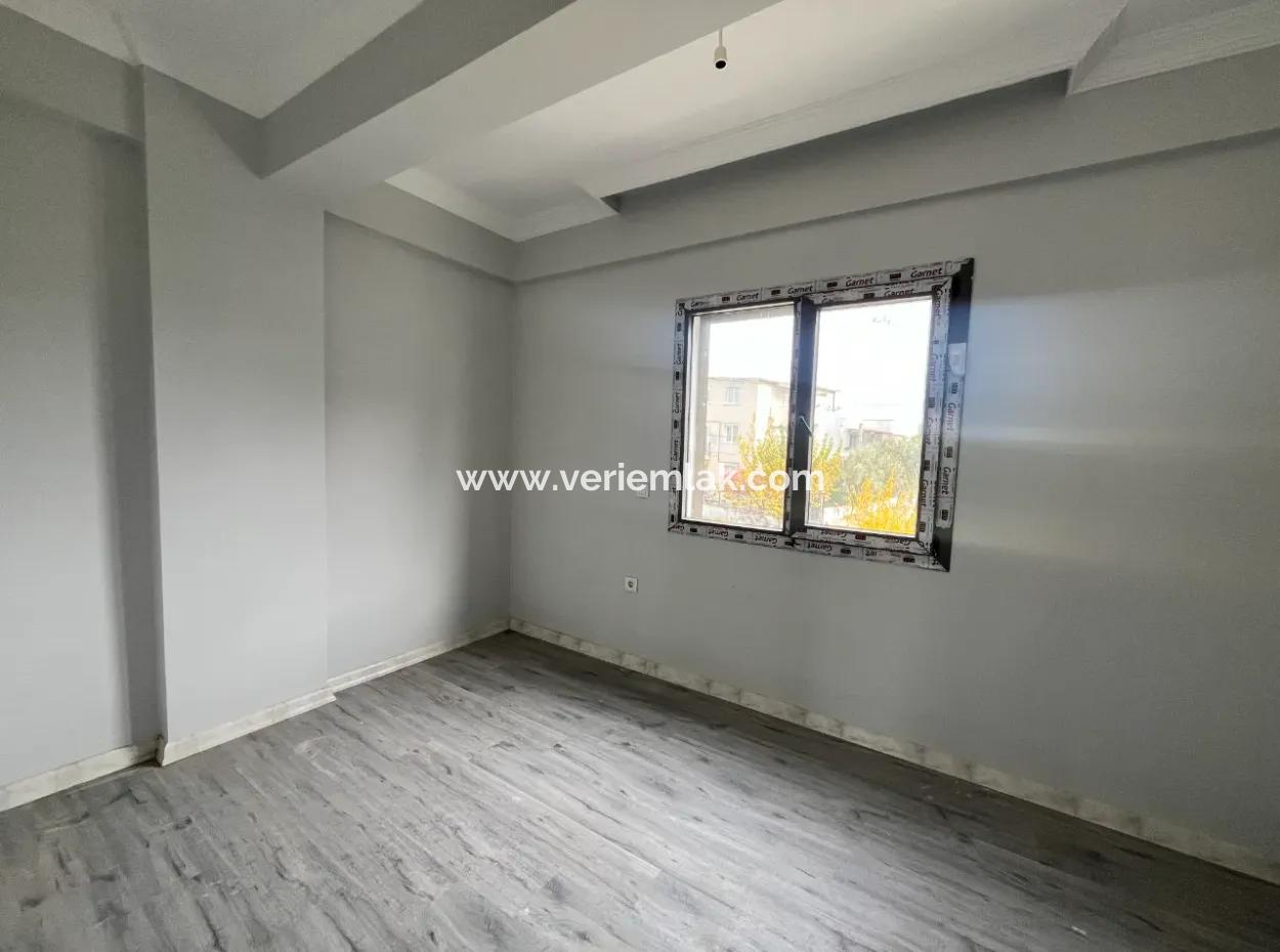 3 In 1 Detached Villa With Pool In Seferihisar Tepecik Neighborhood