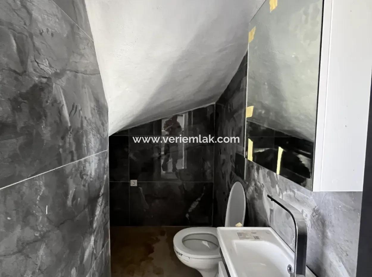 3 In 1 Detached Villa With Pool In Seferihisar Tepecik Neighborhood