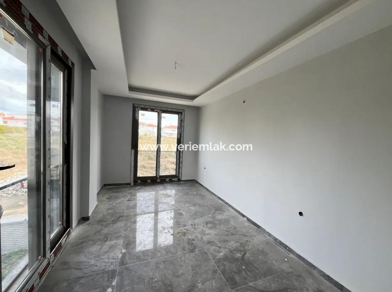Corner Parcel 4 2 Luxury Villa In Seferihisar Gözsüzler!