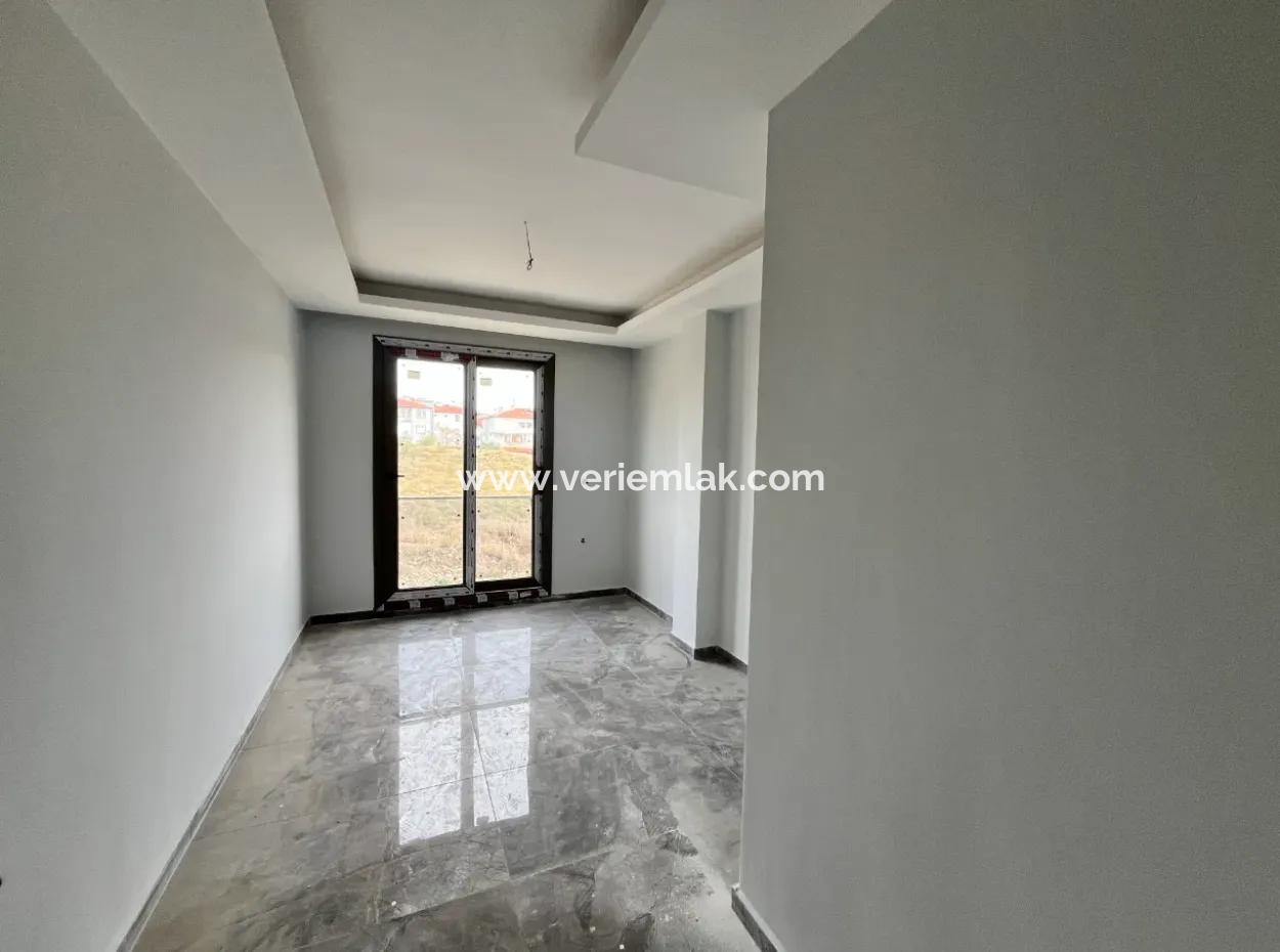 Corner Parcel 4 2 Luxury Villa In Seferihisar Gözsüzler!