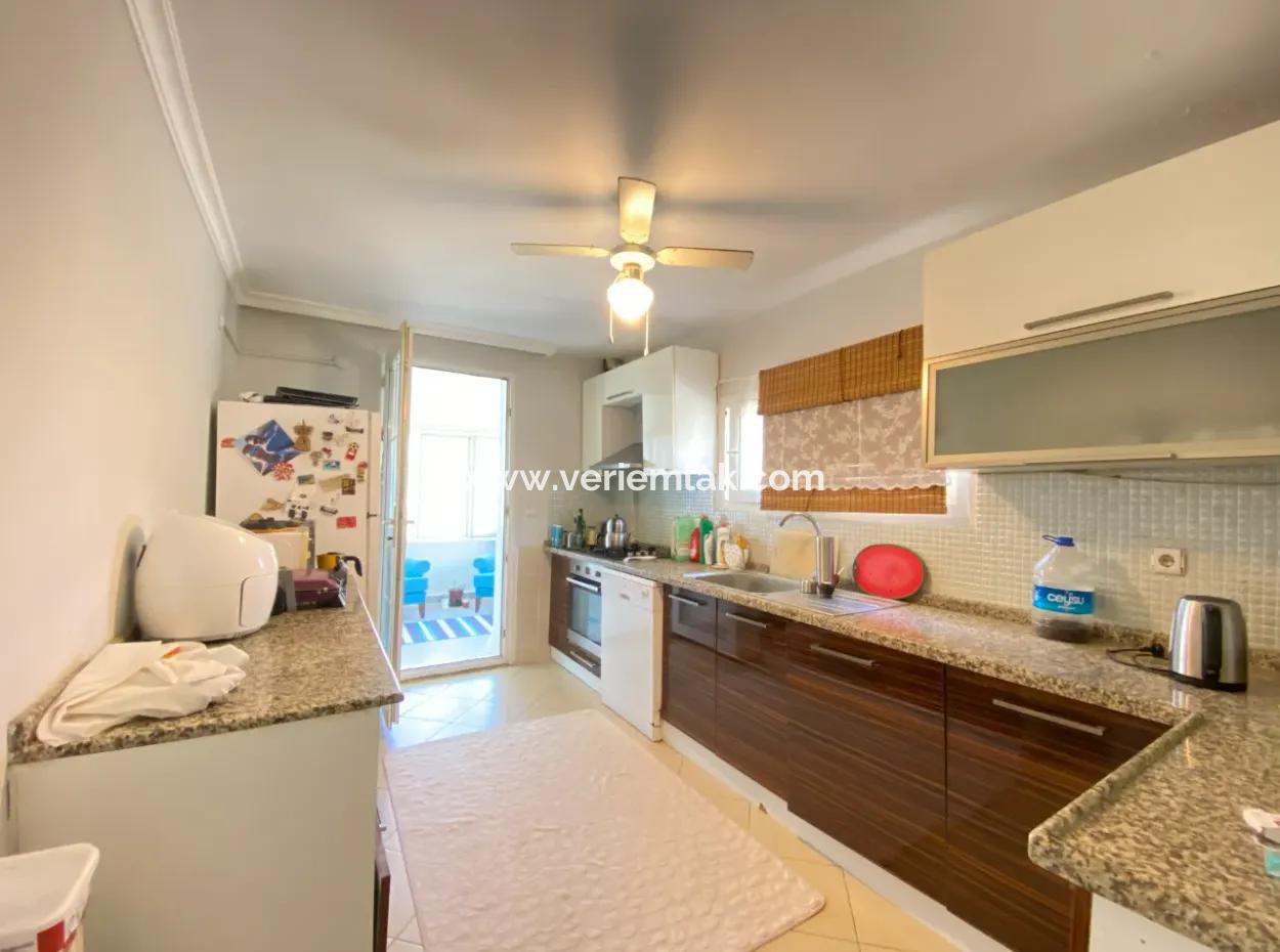 4 1 Villas For Sale With Large Gardens In A Complex In Seferihisar Ulamiş