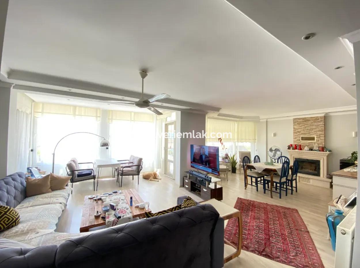 4 1 Villas For Sale With Large Gardens In A Complex In Seferihisar Ulamiş