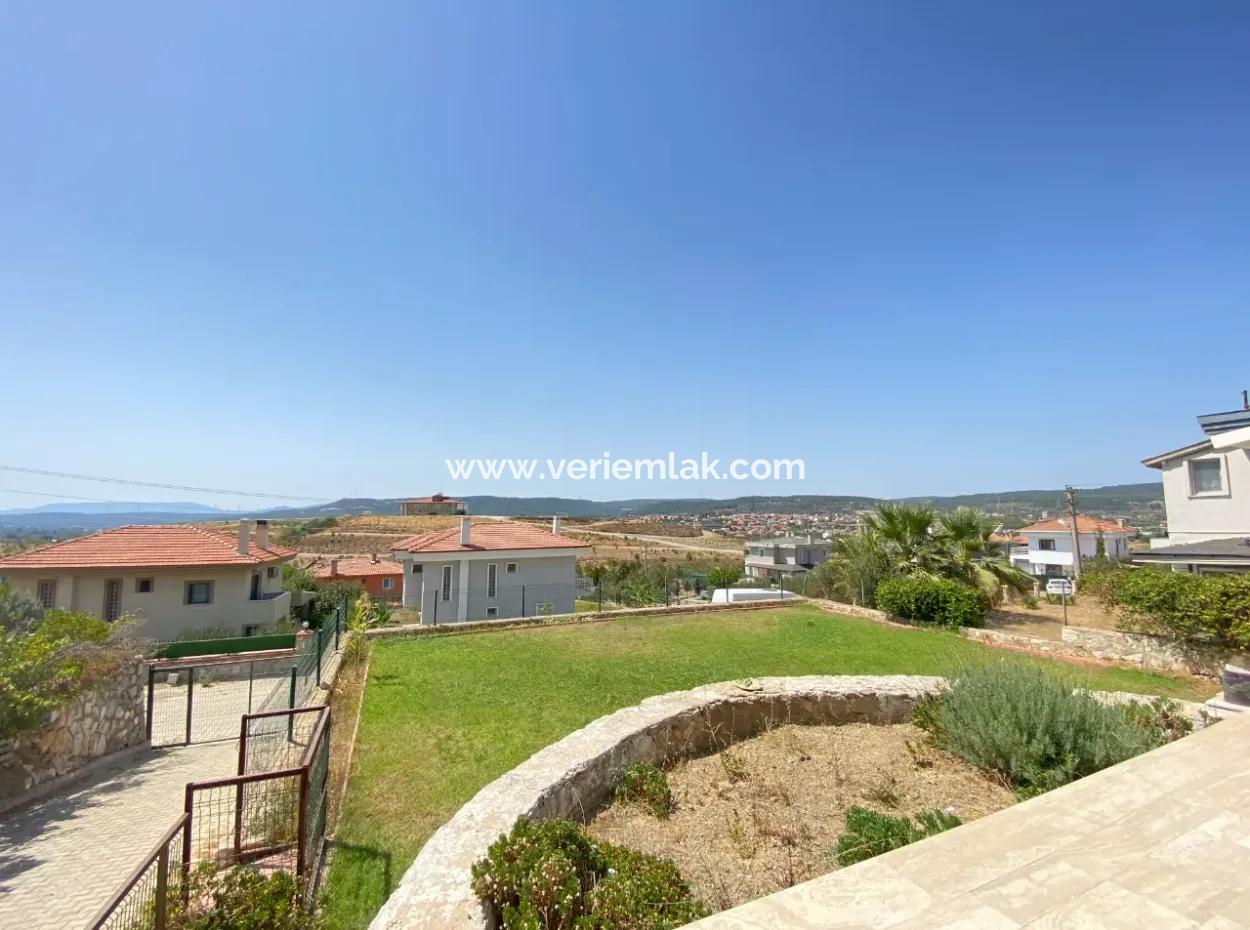 4 1 Villas For Sale With Large Gardens In A Complex In Seferihisar Ulamiş