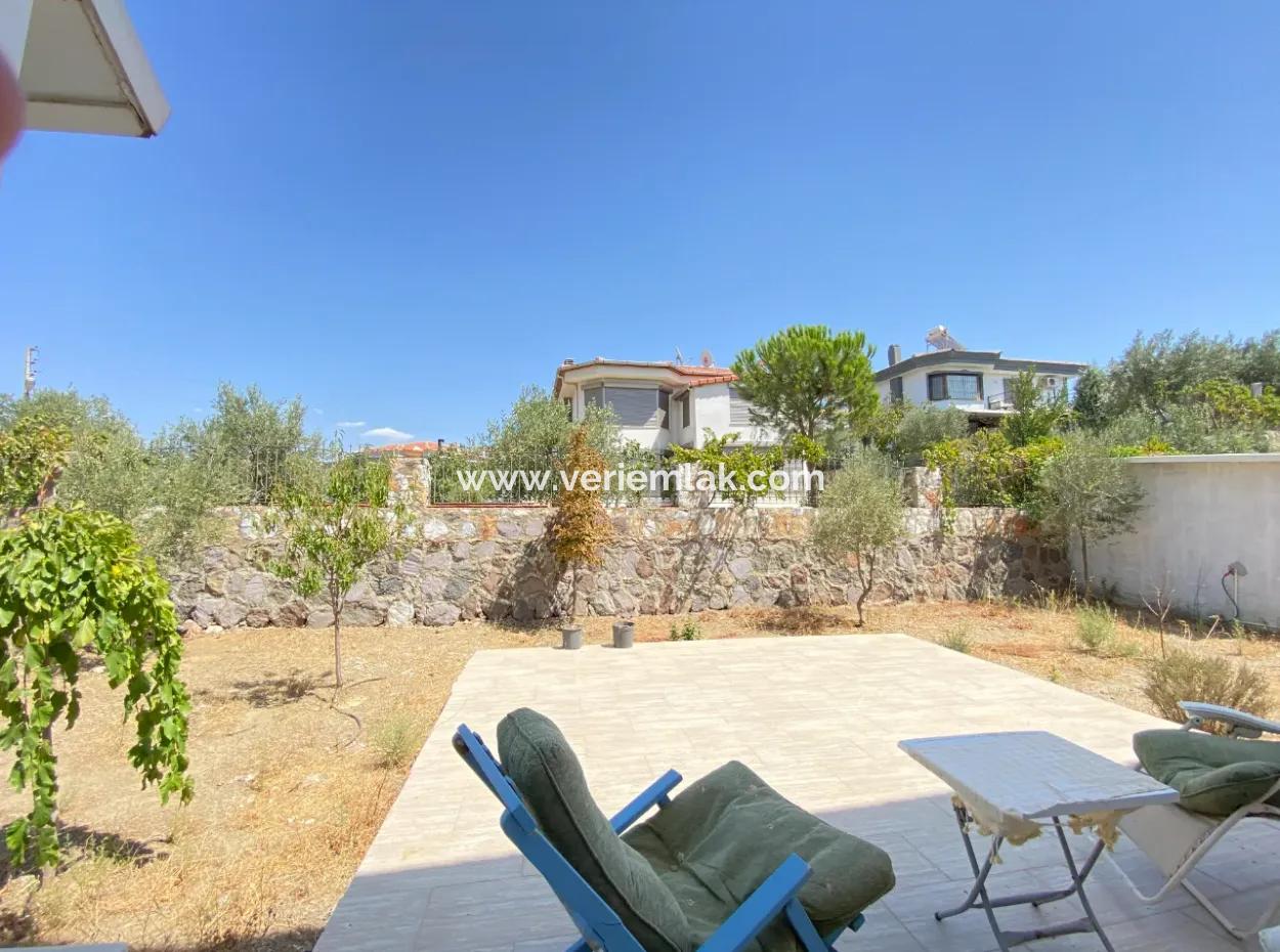 4 1 Villas For Sale With Large Gardens In A Complex In Seferihisar Ulamiş