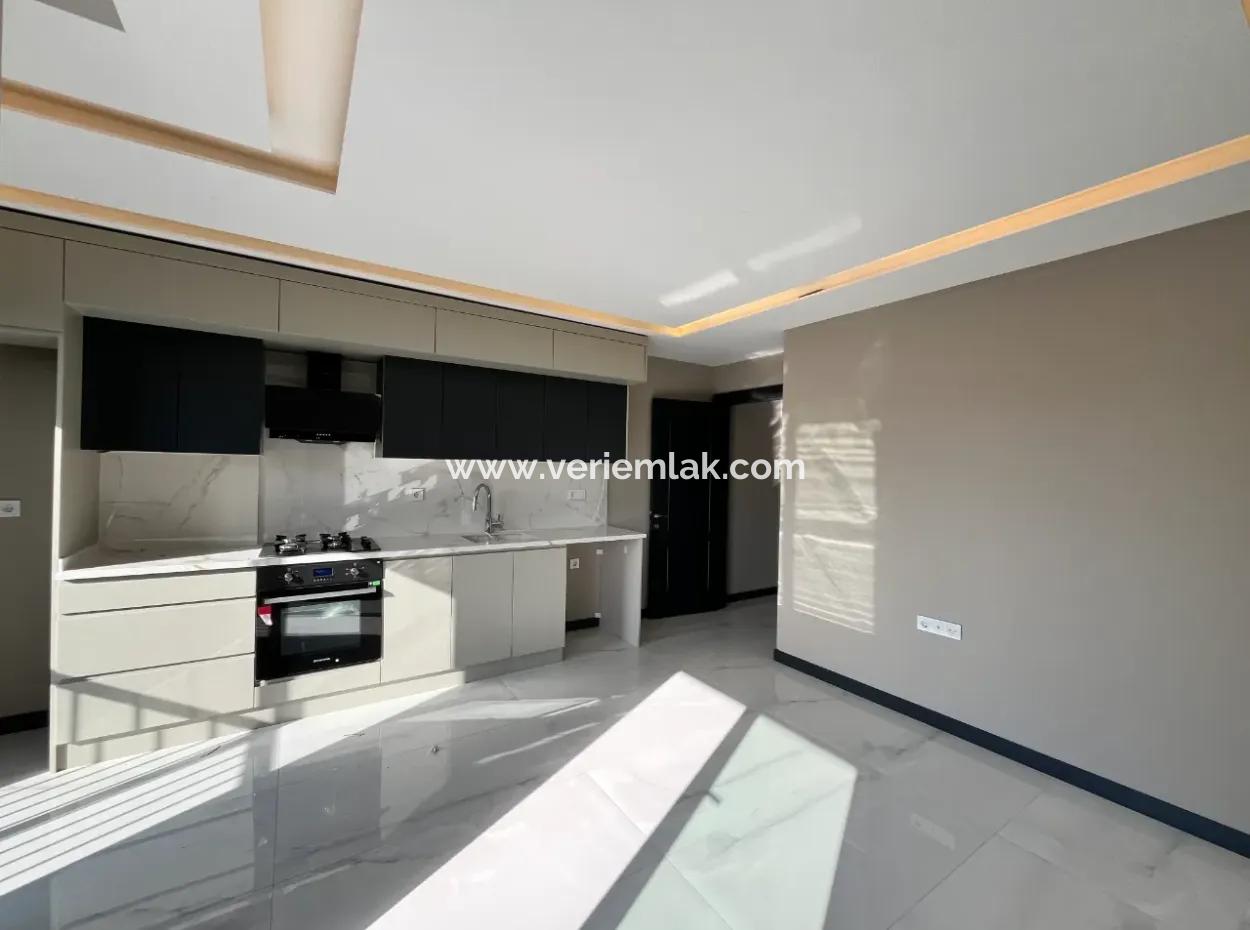 Modern And Luxury Living In The Heart Of Sığacık 1 1 Apartments