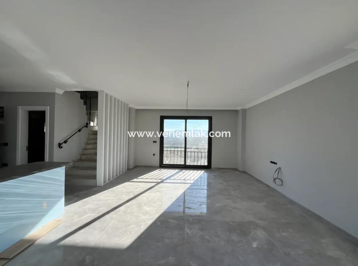 In The Prestigious Area Of Akarca: Luxury 4 In 1 Detached Villa Next To Bora Bora Houses!